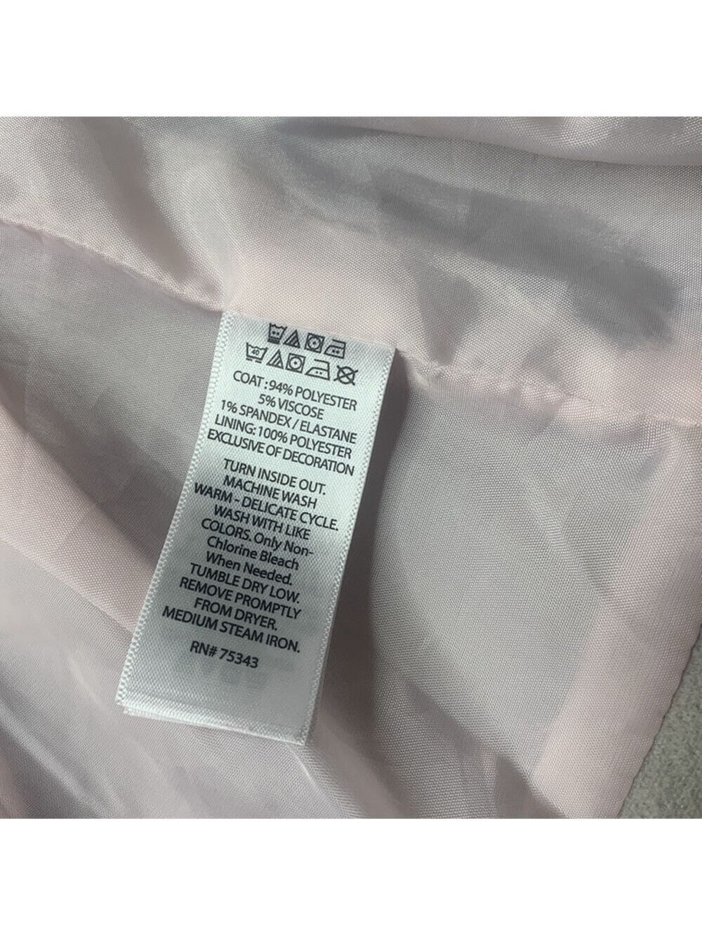 Tahari Baby Pink & Gray Full Length Pleated Coat Size 0-3 months - Picture 3 of 5